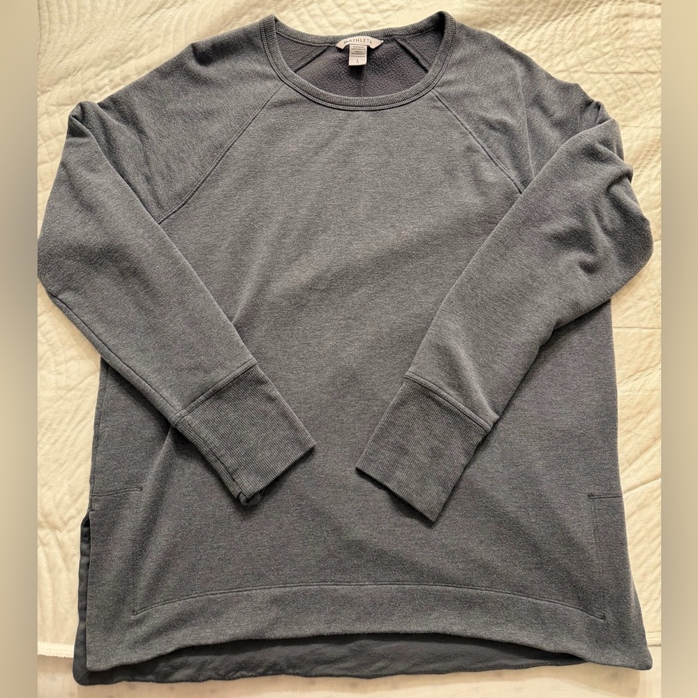 Athleta coastal luxe recovery sweatshirt size L *Womens*
